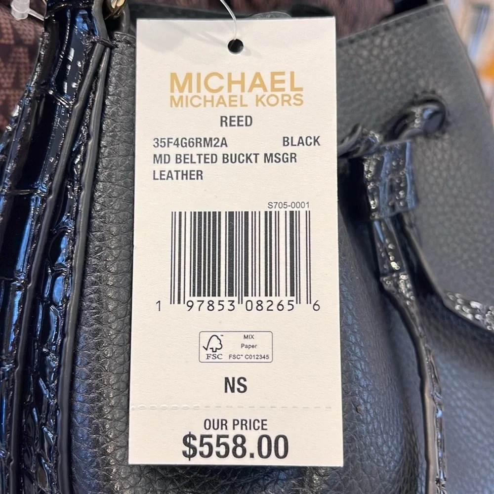 MICHAEL KORS  Reed Medium Pebbled Leather Belted Bucket Messenger Satchel Crossb